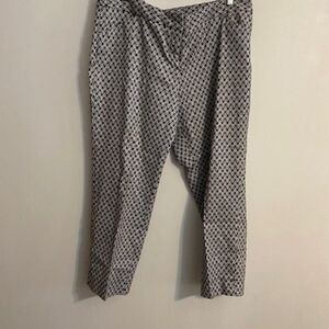 Laundry by Shelli Segal crop Geometric Black, White print pants, size 14